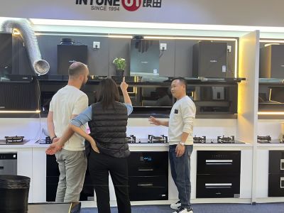 银田厨电门店 O2O 一体化：把线上流量接成到店生意